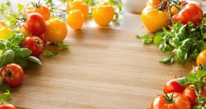 Non conservare mai le tue pomodori in frigo: ecco il trucco che ti svelerà il loro vero sapore!