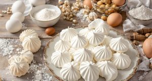 Scopri il segreto della maïzena per una meringa perfetta: il tuo dessert ideale ti aspetta!