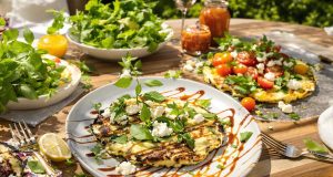 Scopri 3 deliziose galette estive con verdure e erbe: i tuoi ospiti ne chiederanno ancora!