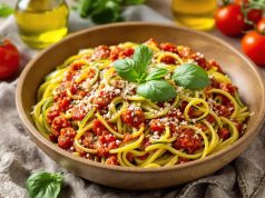 Scopri i noodles di zucchine al pesto rosso: la ricetta healthy che non puoi perdere!
