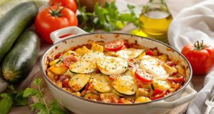 Scopri il segreto di un gratin di zucchine e pomodori che ti lascerà a bocca aperta!