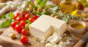 Ecco come conservare la feta per un gusto sempre fresco: 5 trucchi da non perdere!