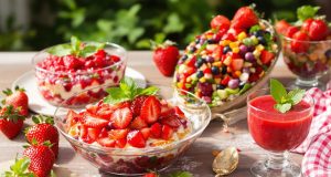 Scopri i 5 dessert freschi e irresistibili da preparare con le fragole!
