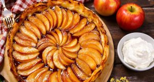 La mia ricetta segreta per una tarte tatin caramellata da ristorante: non perdertela!
