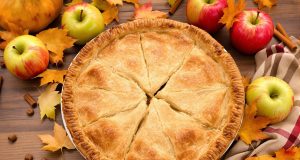 Scopri la tarte aux pommes rustica che profuma d’autunno: 5 segreti per un successo garantito!