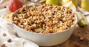 Scopri perché il tuo crumble di pere e nocciole sarà sempre croccante: 5 segreti da non perdere!