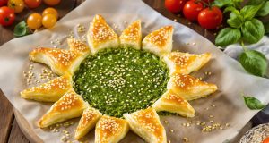 Scopri perché la tarte soleil al pesto è l’aperitivo che stupirà tutti i tuoi ospiti!