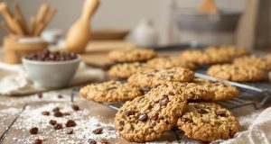 Scopri perché non potrai resistere ai nostri irresistibili cookies avena e uvetta dorati!